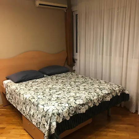 Bulevar Nt Novi Beograd, Zemun Βελιγράδι